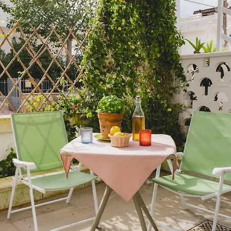 Verso Sud, Apartment *